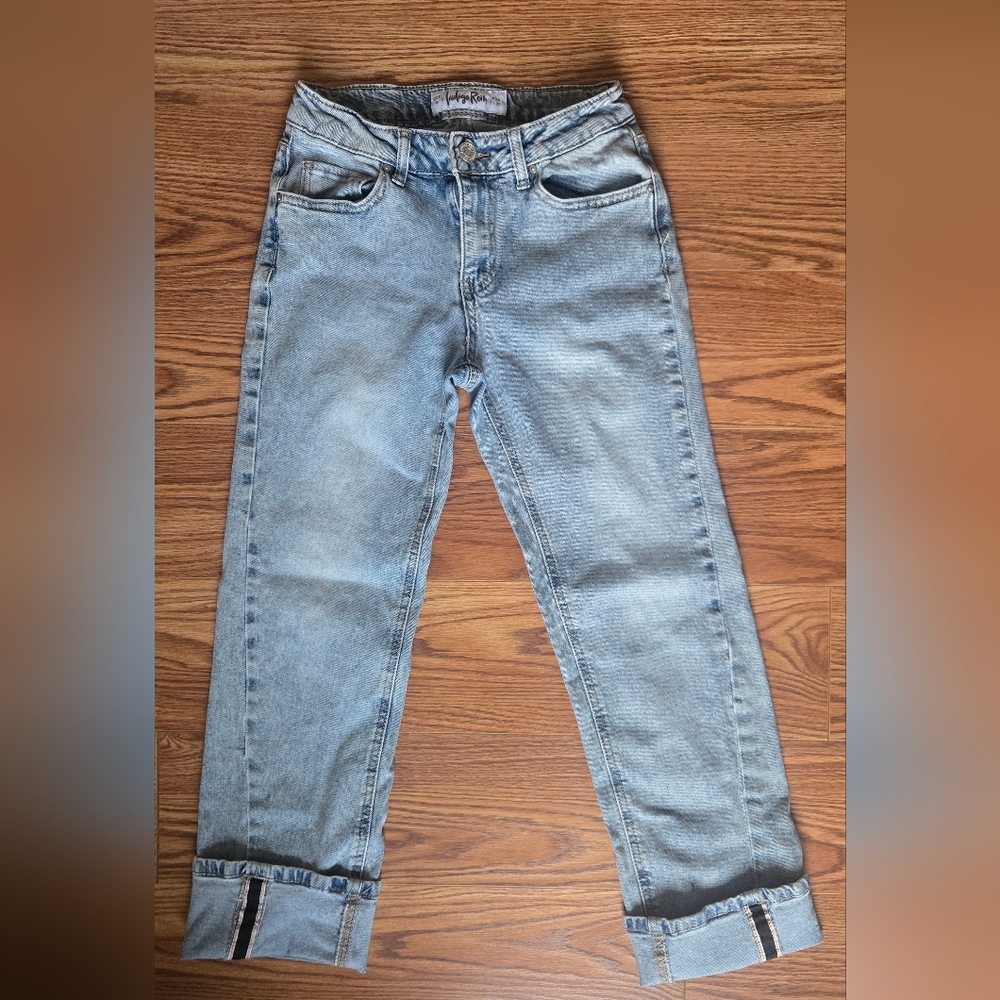 Indigo Rein Light Wash Cuffed Jeans with Striped Accent | Size 5 (26)